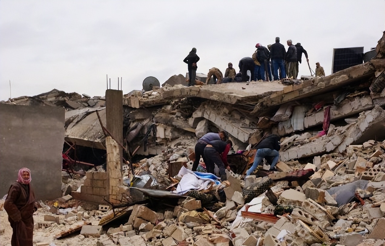 土军全力抗震救灾！土耳其军力有多强？或超越英法北约第二