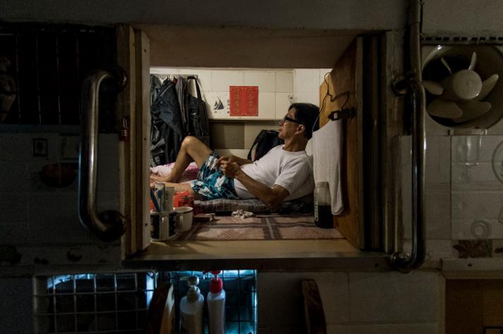 香港穷人住的堂房,香港穷人住的房子多少平方