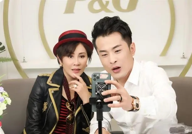 辛巴假燕窝事件处罚结果,假燕窝视频辛巴怎么处理的