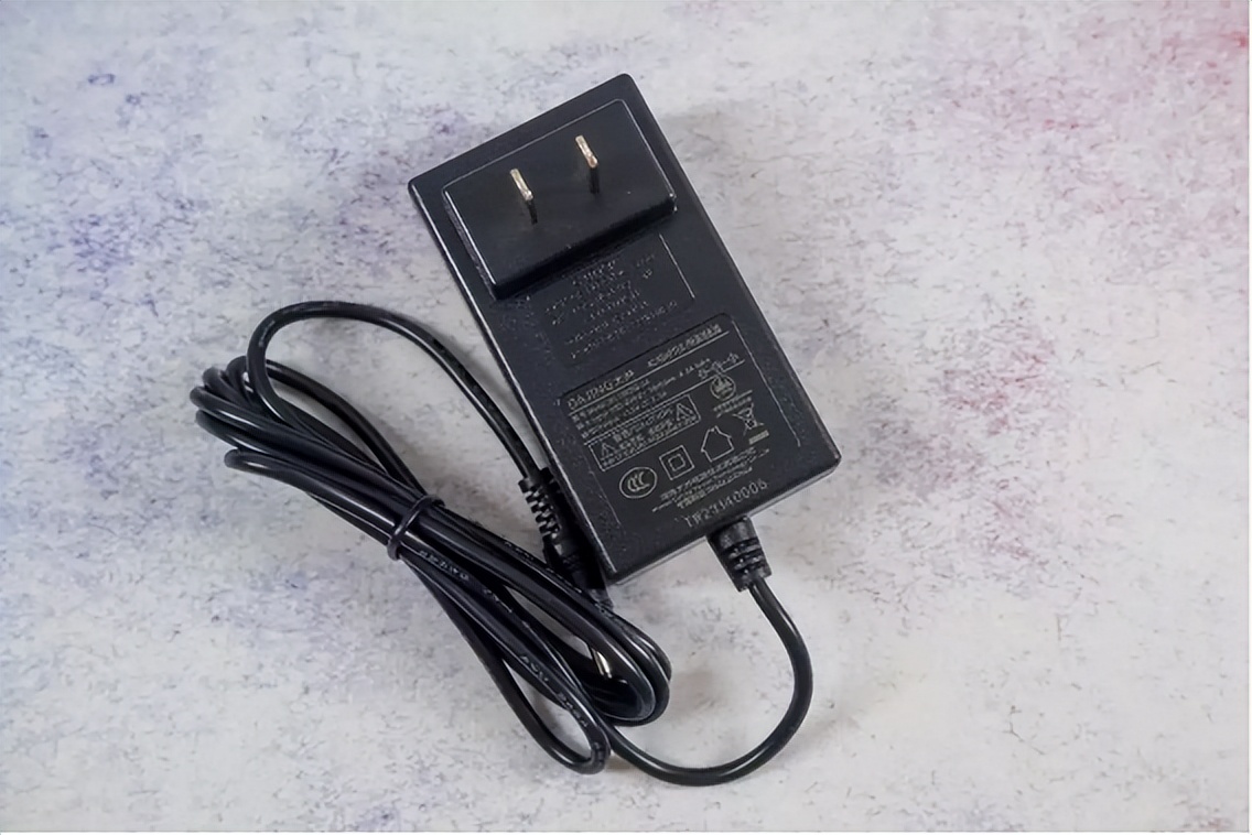 mq240a显示器,npcmh240a显示器测评