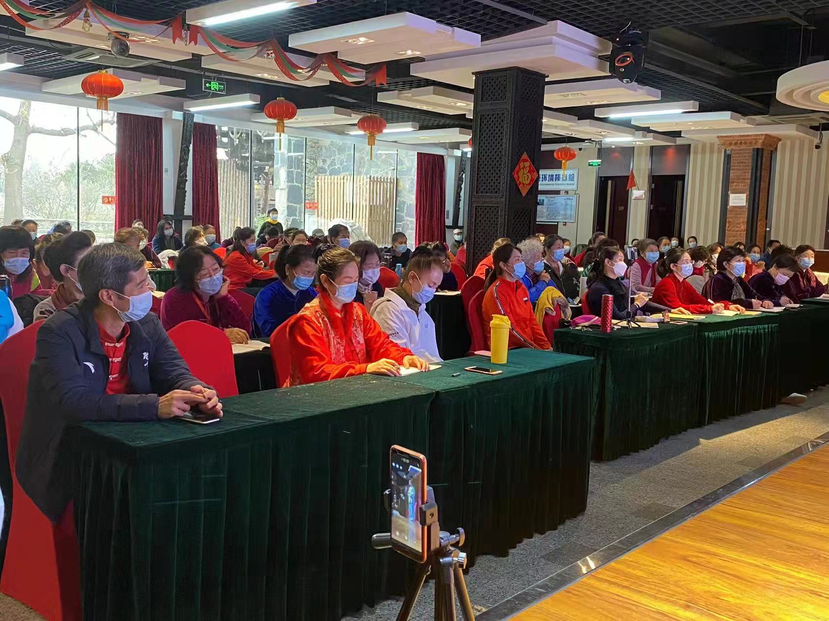 高凝聚力团队打造培训心得,高水平团队训练方法