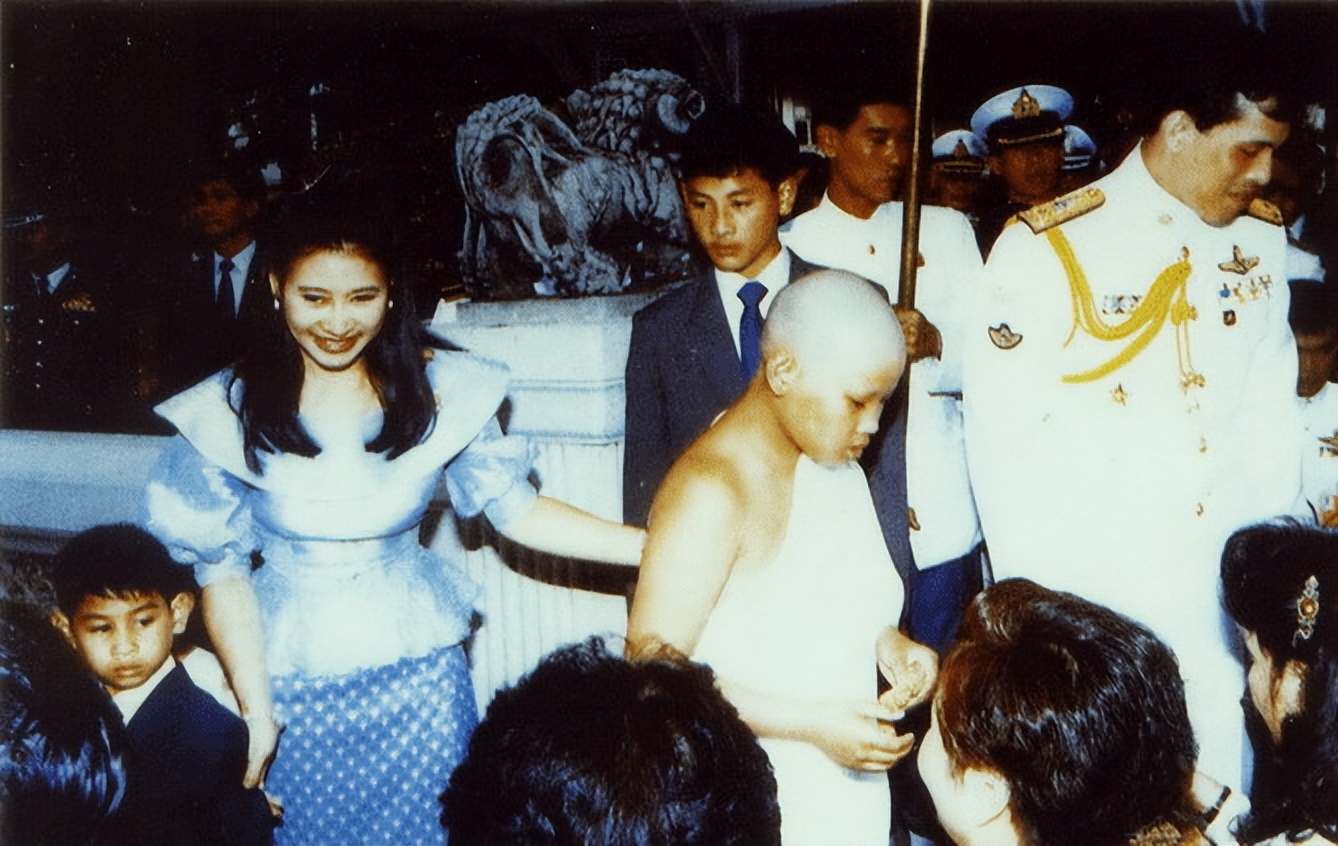 这么抓马?她消失的第8个月,家族变天了?