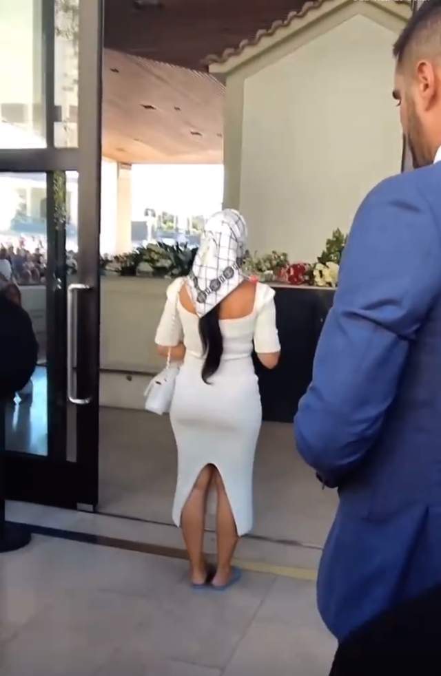 曝c罗女友为他怀上双胞胎 (c罗前女友带娃近照曝光)