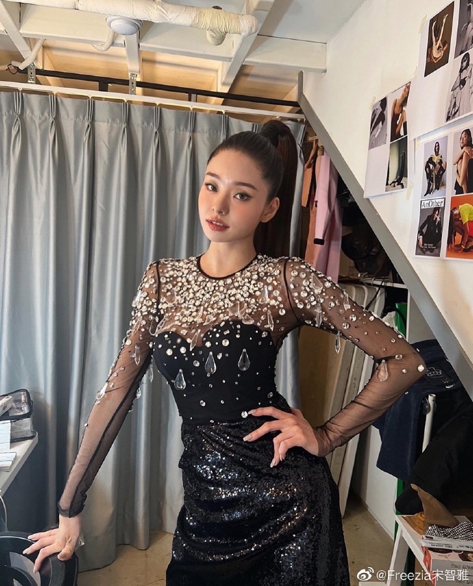 韩国网红宋智雅承认穿假货,韩国网红宋智雅穿搭图片