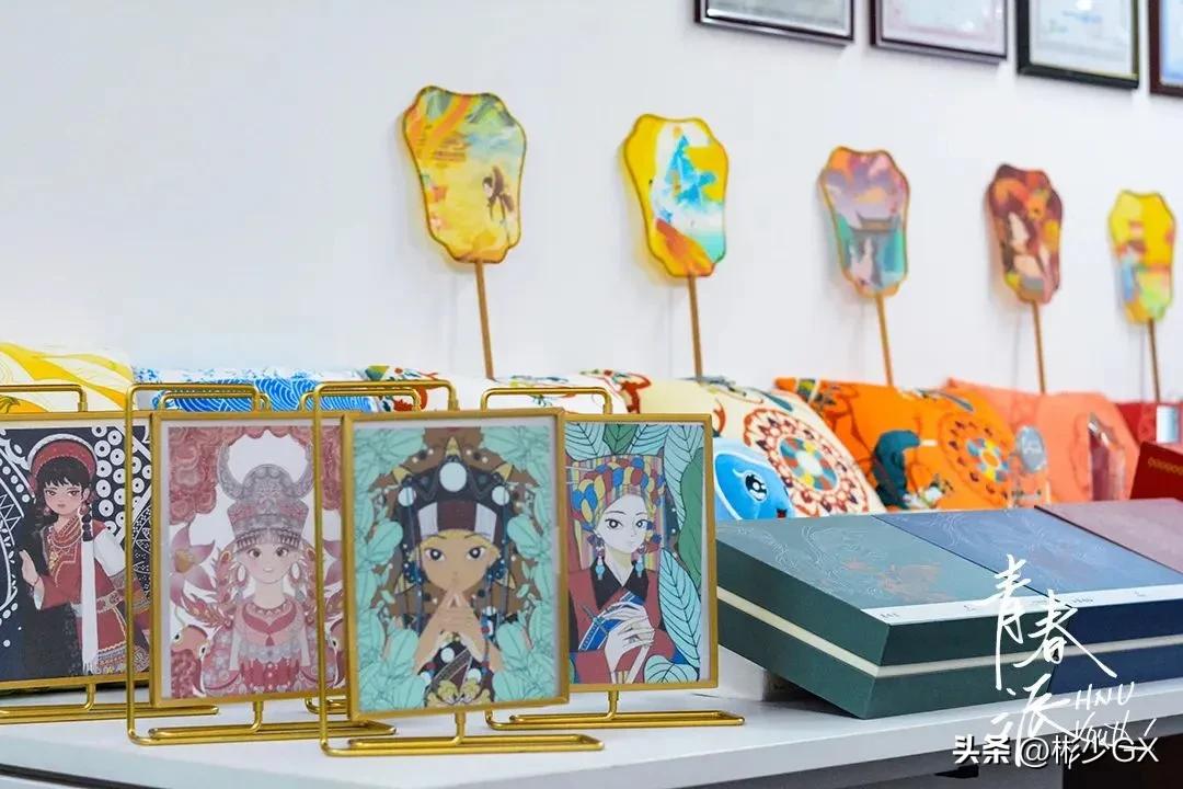 在校女大学生创业2年,在校女大学生赚17万