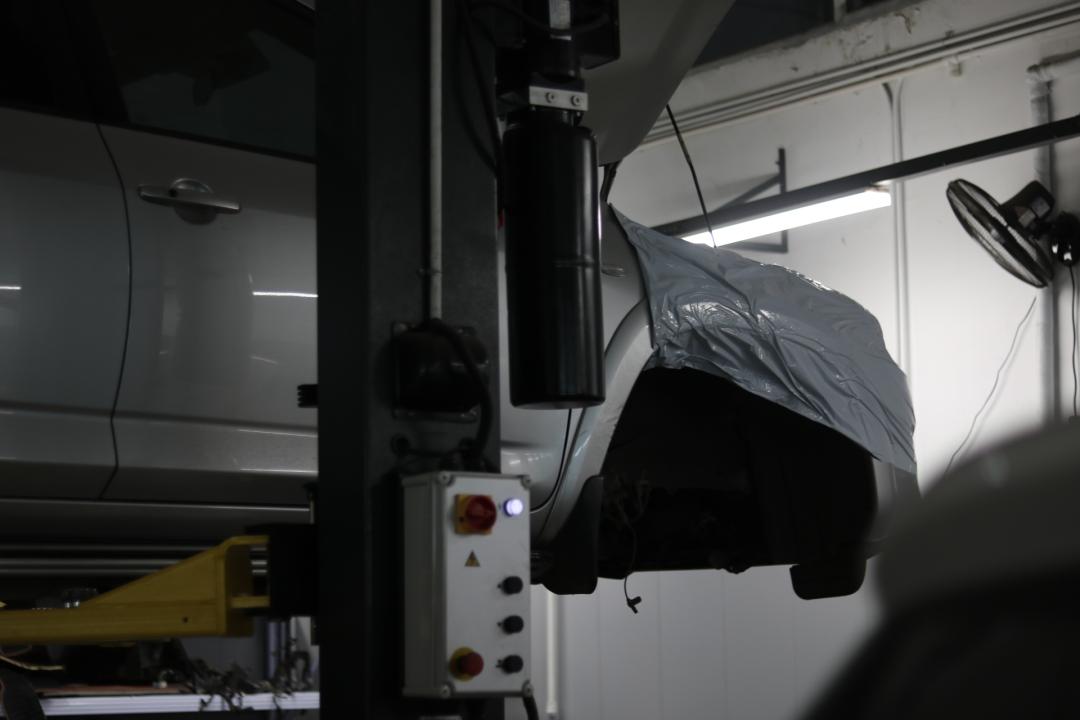 老rav4车翻新改造全过程,老款rav4比新款好太多