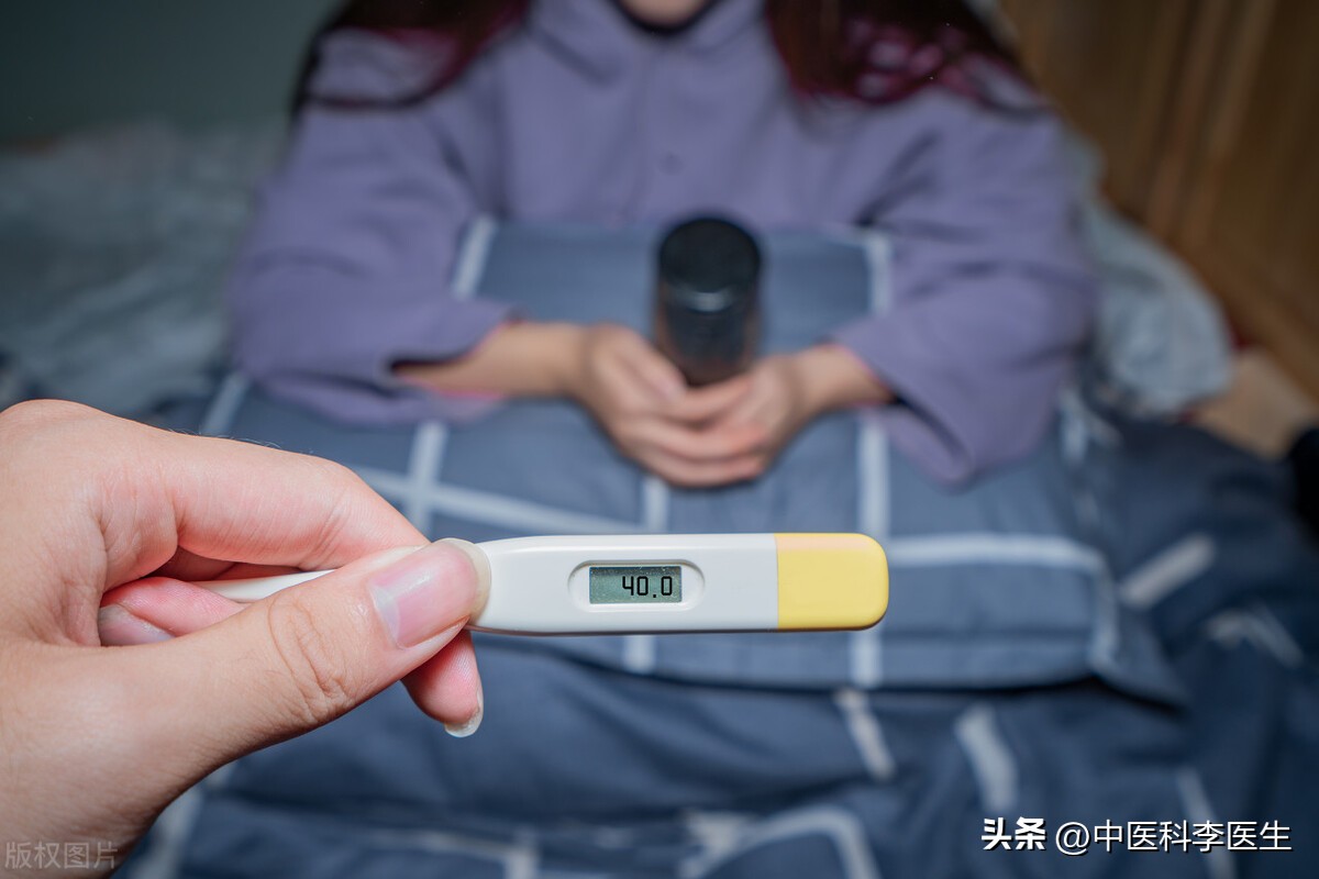 新冠病毒到底能潜伏多久,新冠肺炎病毒最多潜伏多长时间