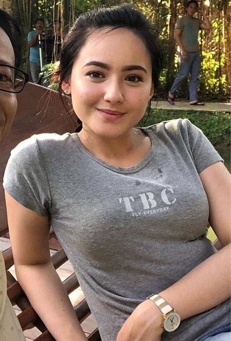 农村边境美女,中越边境法式小村子