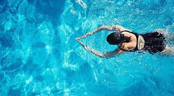 颖儿曝光杨幂,杨幂和颖儿现状