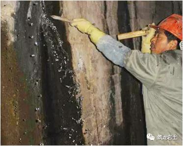 桩基工程地下防水在哪个时间施工,地基与基础工程施工常见质量通病