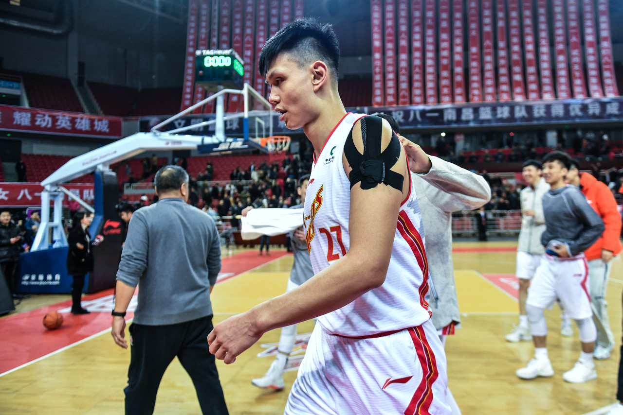 cba重磅引援北京首钢新疆男篮,cba选秀大会郭艾伦