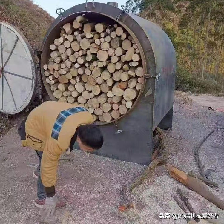 夫妻做个小生意一个月赚多少钱,小两口做小生意