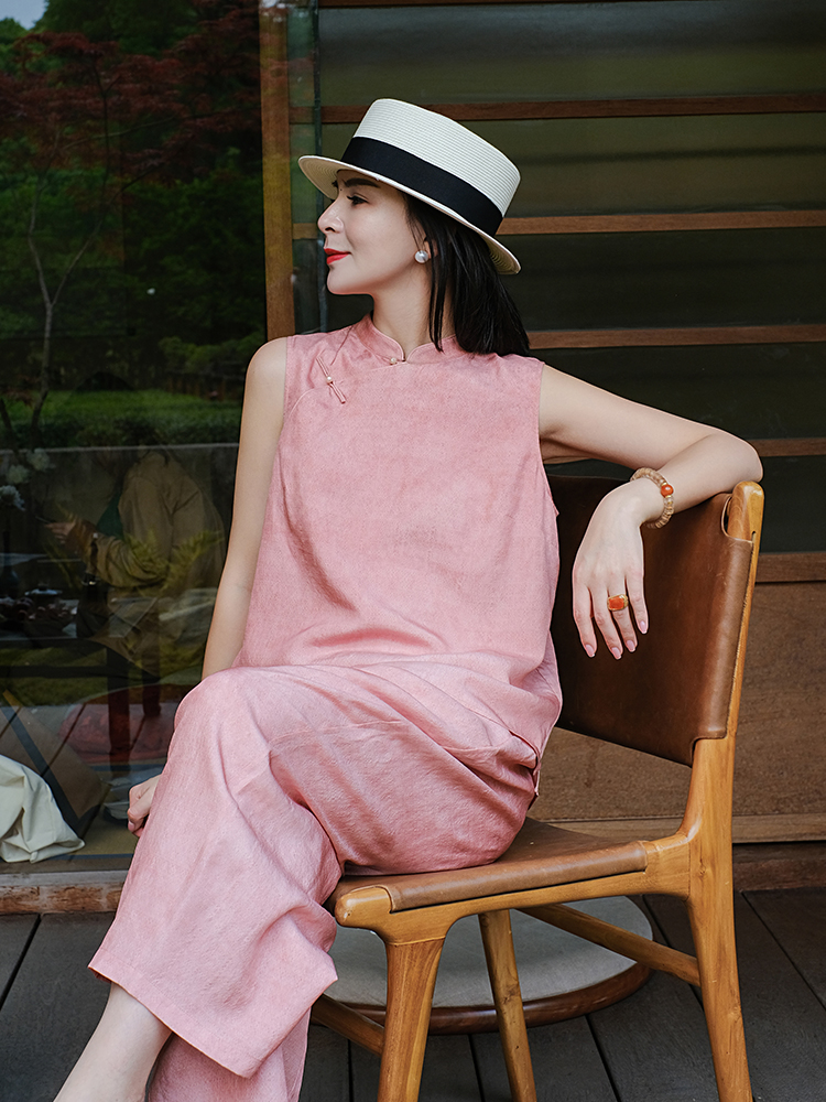 新款时尚现代新中式,新中式风格传统又新潮复古且时尚