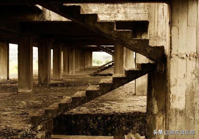 “烂尾楼之都”摘帽：南阳人付出了什么努力？