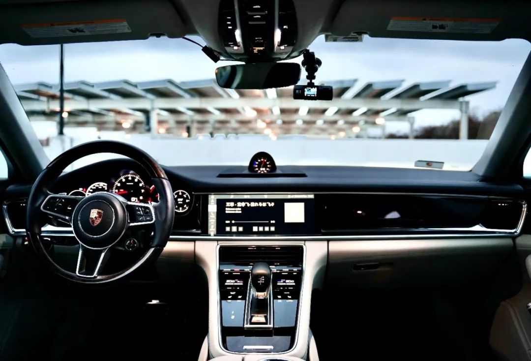 宝马m850i与m8的区别,买保时捷帕拉梅拉还是宝马m850i好