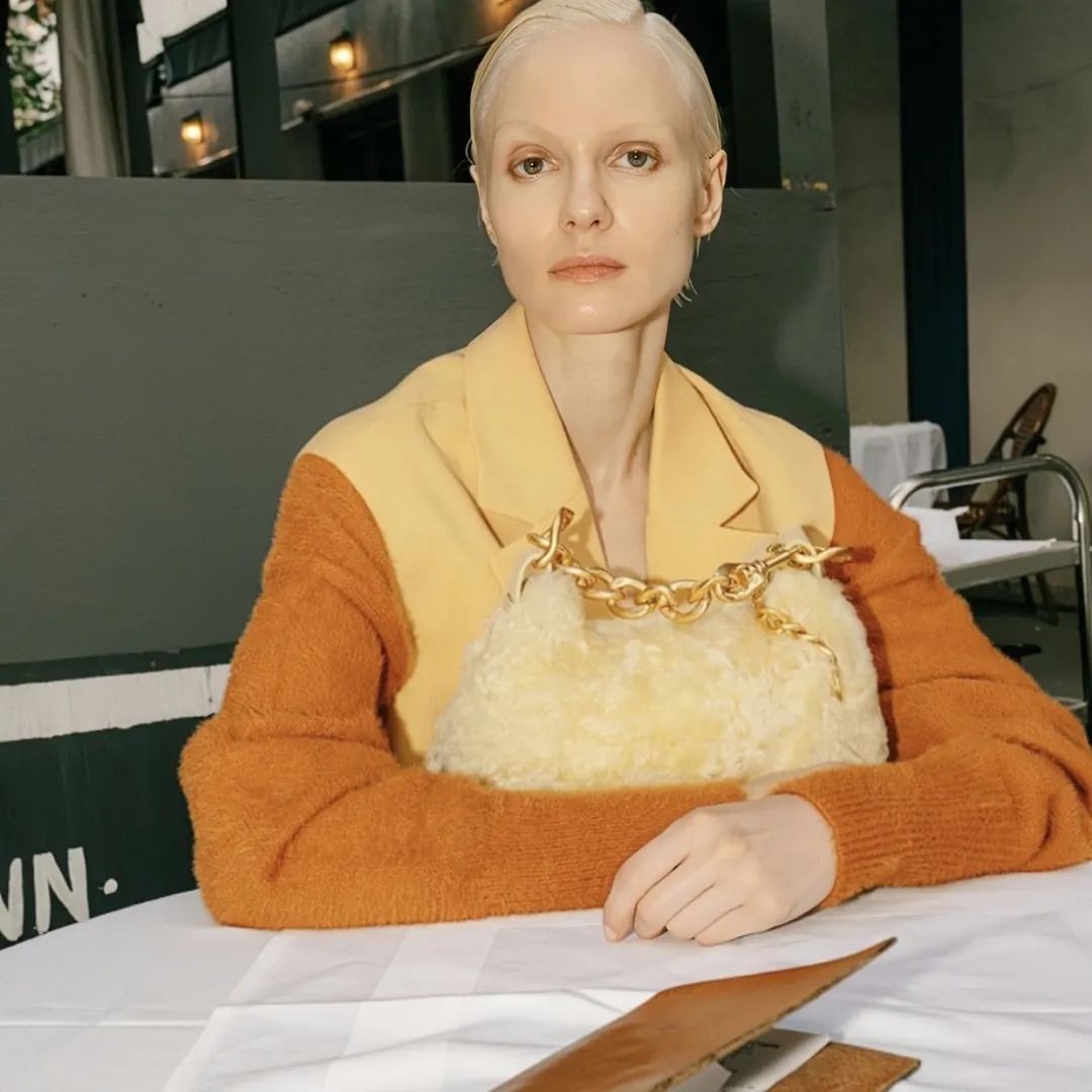 今年流行纯金链款式,颈链饰品推荐最新款金属