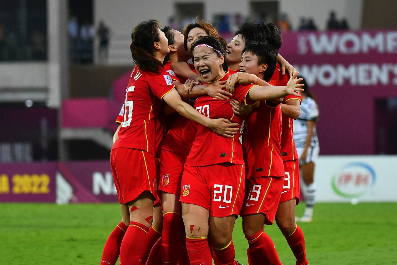 武磊祝贺中国女足亚洲杯夺冠,武磊韦世豪祝贺女足夺冠