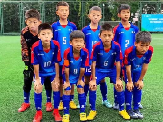 足球教父徐根宝出席上港,徐根宝越南