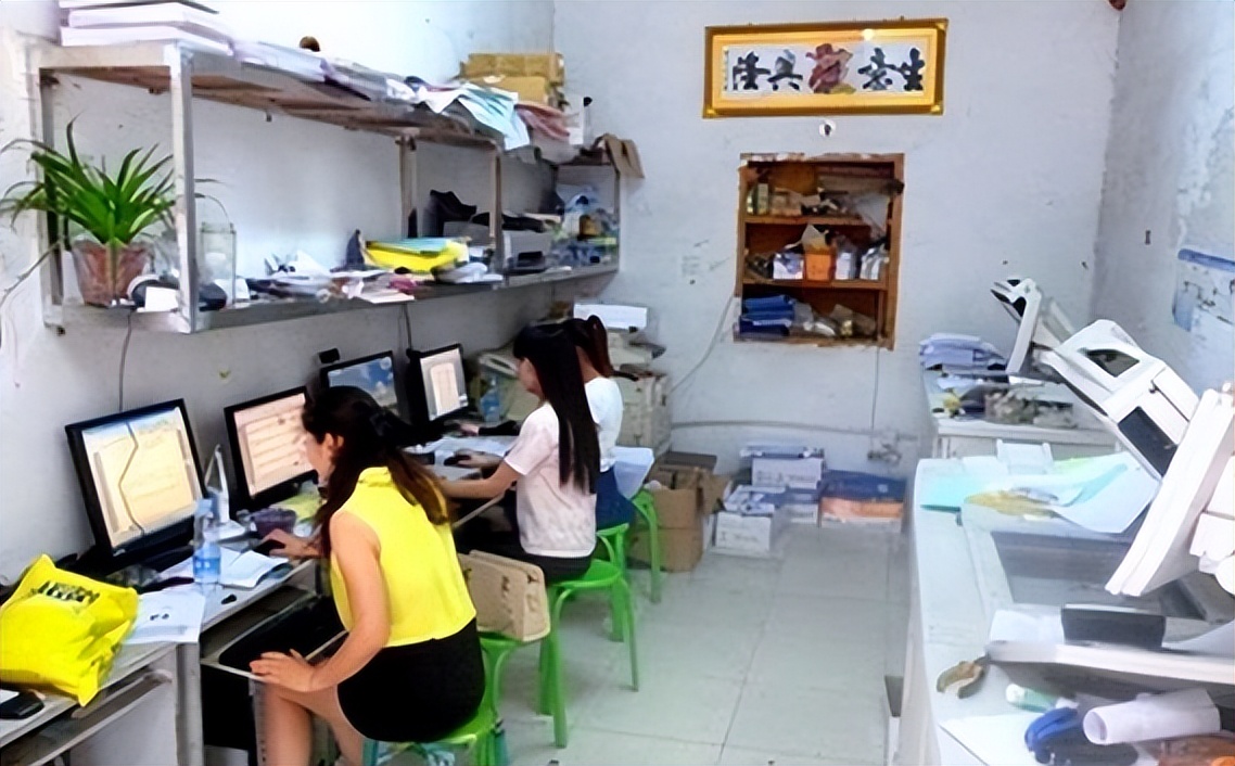 03年轰动中央的大案，19岁少年偷走高考试卷，万千考生因此落榜