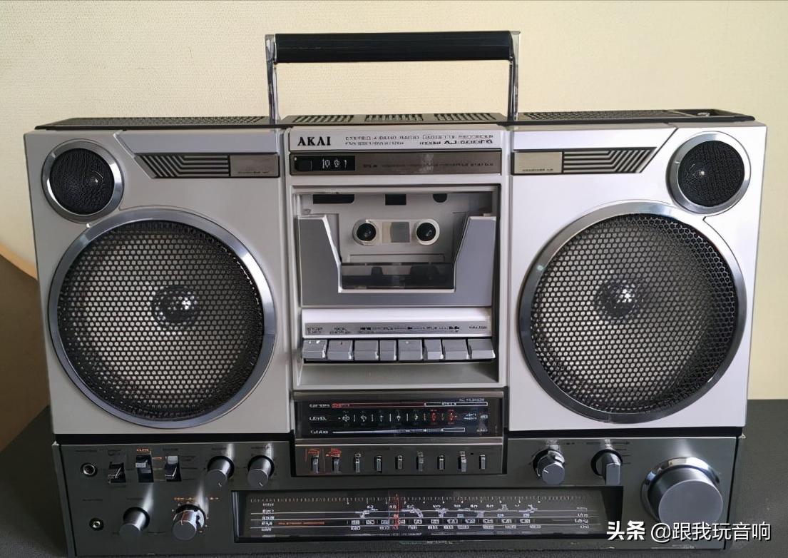 雅佳akaiewi5000音色,雅佳akai音质