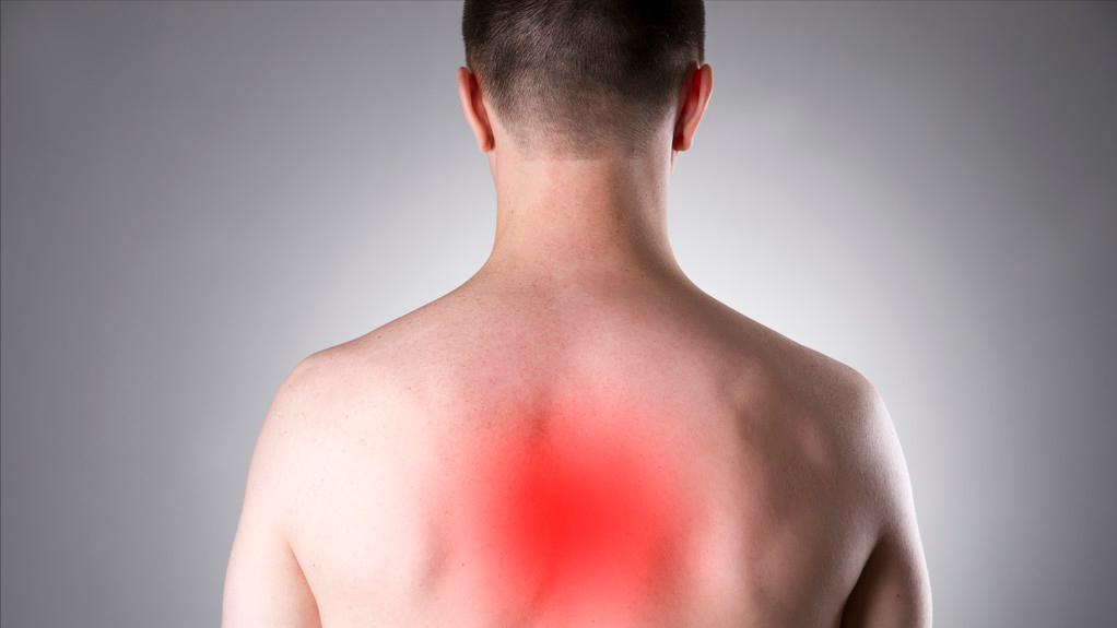 内脏什么病会导致后背不舒服,后背疼痛警惕内脏受损