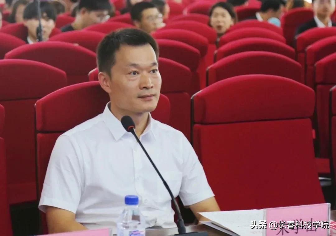 首届互联网大学生创新创业大会,举办互联网大学生创新创业大赛