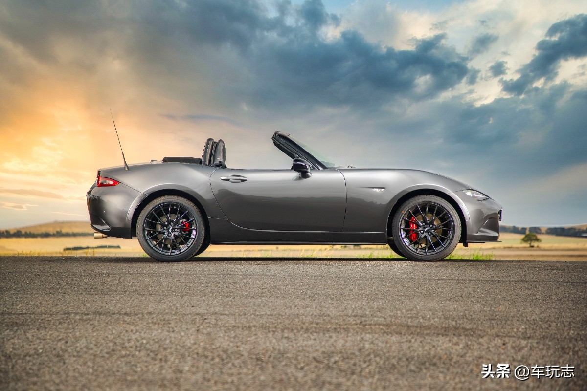 马自达mx-52018款硬顶,马自达mx-52018款手动