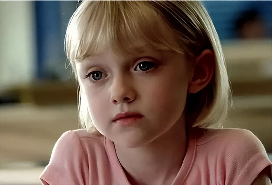 嘴角下垂怎么练微笑,嘴角下垂怎么笑好看