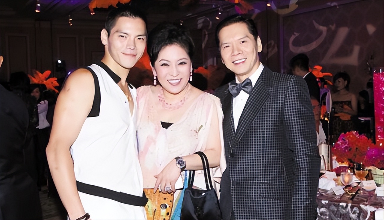 让星爷当配角的男人,韩三平监制星爷电影