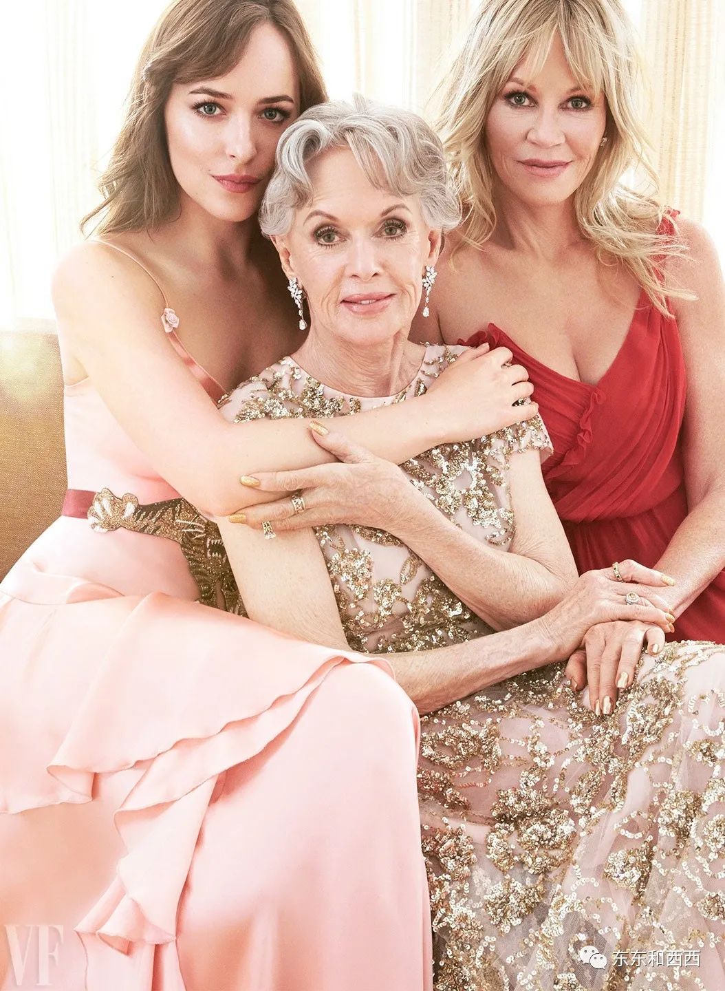 91岁养狮子走红毯拍奢侈品广告，这个优雅金发*物尤**太生猛了