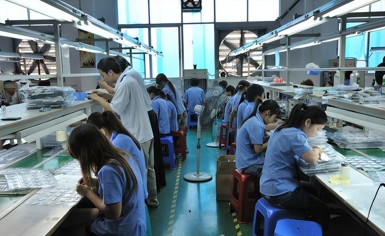 我，95后，在深圳开肠粉店，8年时间赚了一套房，如今年收入30万