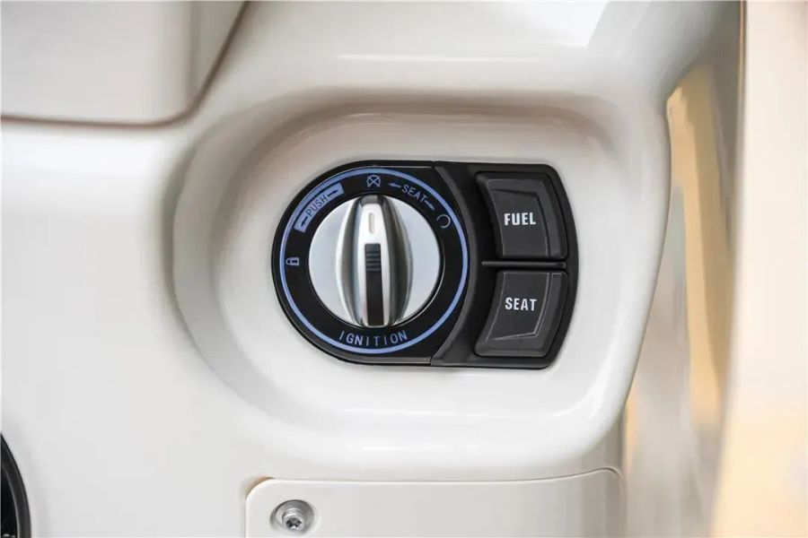 嘉陵蓝猫150试驾,嘉陵蓝猫150复古摩托多少钱