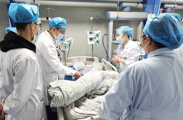 组建医联体惠及湘赣边看湘雅医院专家进驻茶陵产生的“普惠效应”