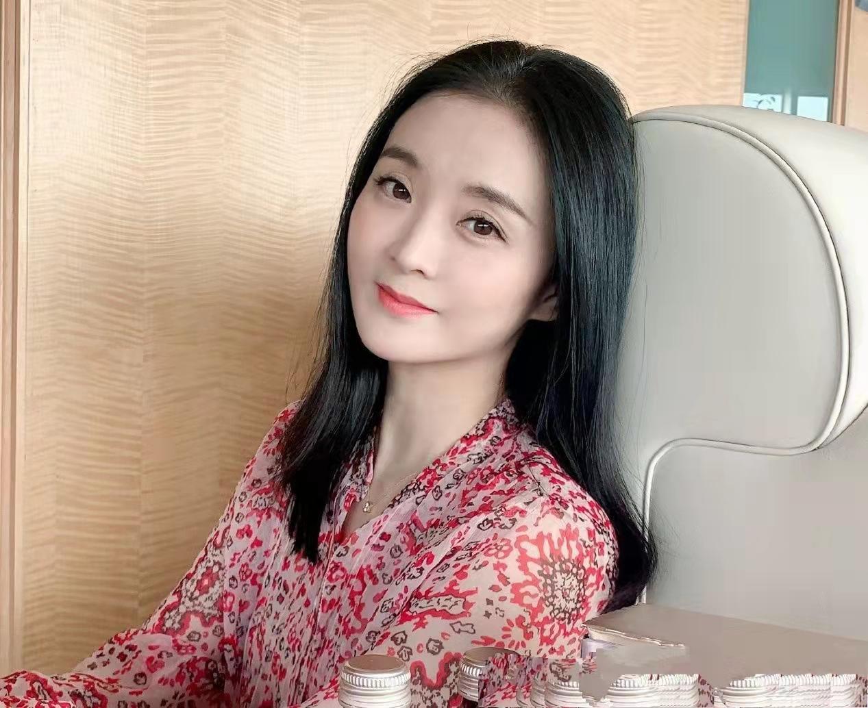 初见“灵气逼人”，再见“皱纹丛生”，王艳昙花一现背后有何辛酸