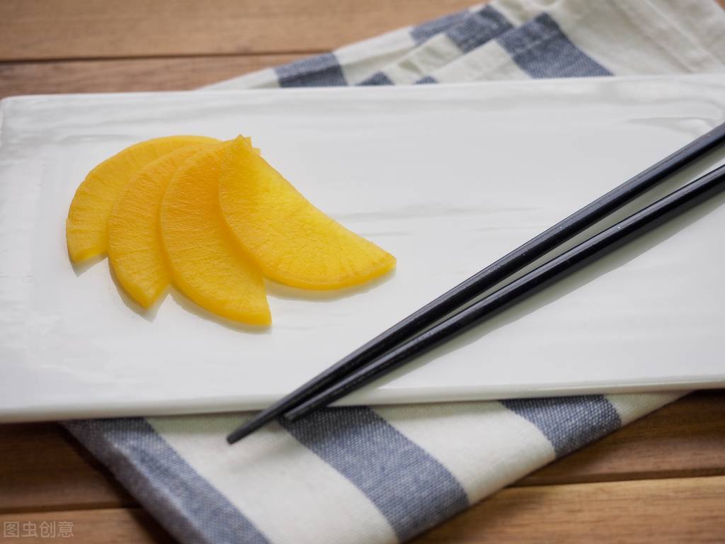 慢读双语短文024THISTIMEITSONME这次换我来做东