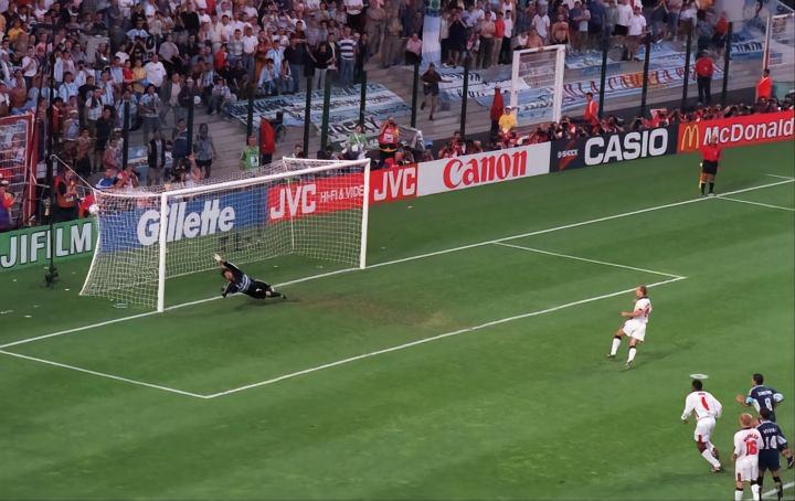 用数据打破印象流：点球打底角真的比勺子更稳吗？