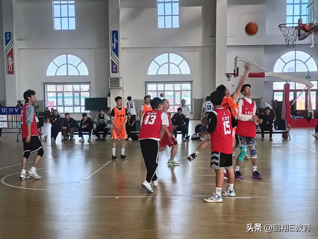 【团情速递】｜满洲里俄语职业学院青春怀揣热血，运动焕发激情