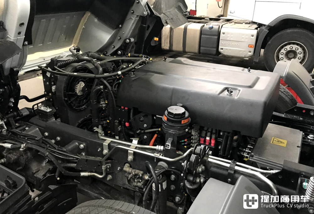 并不垃圾的垃圾车，已在波兰投放的雷诺D.ZE6x2电动环卫车实拍