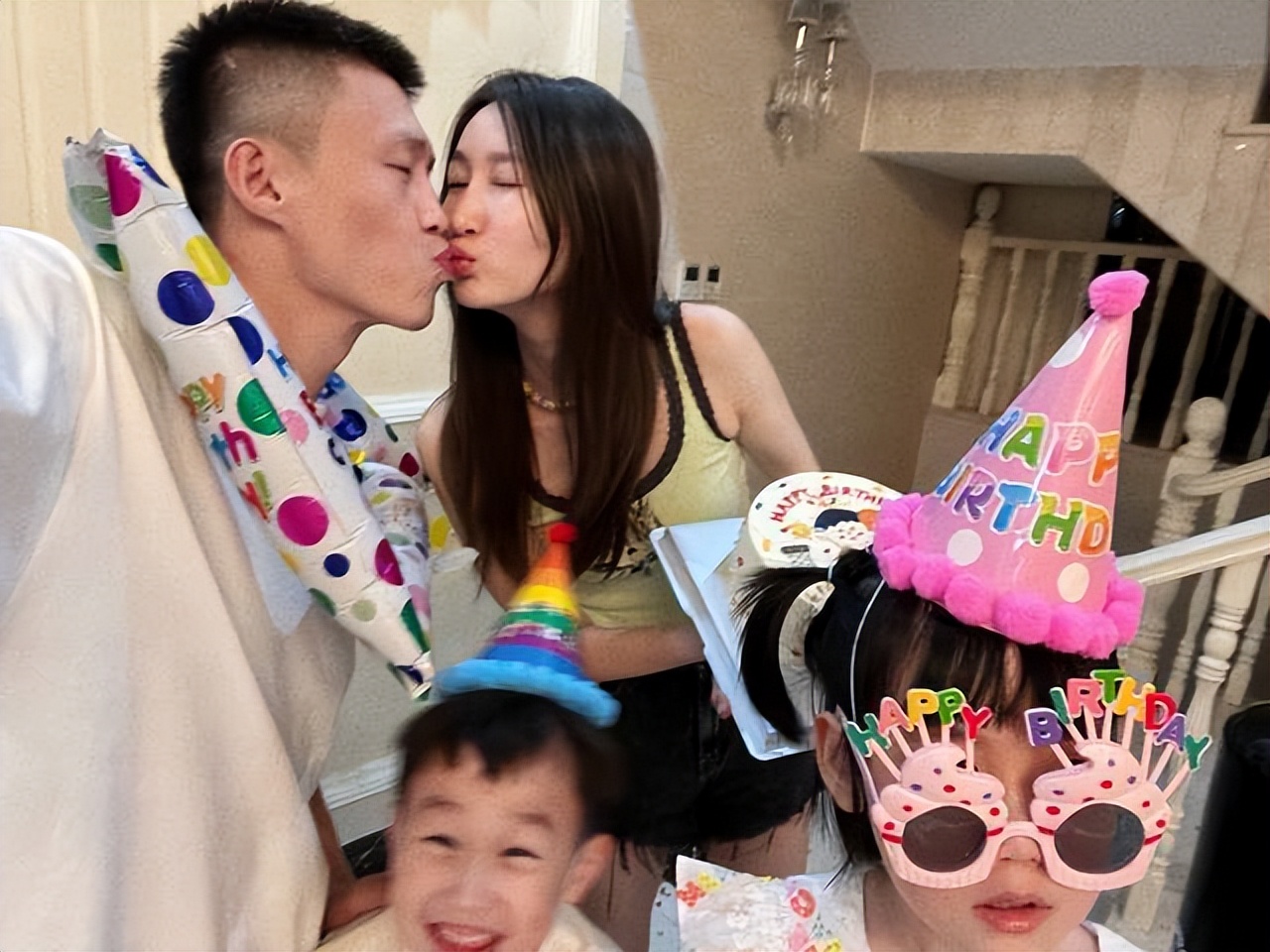 cba太太团抢戏颜值耐打,cba惊艳美女