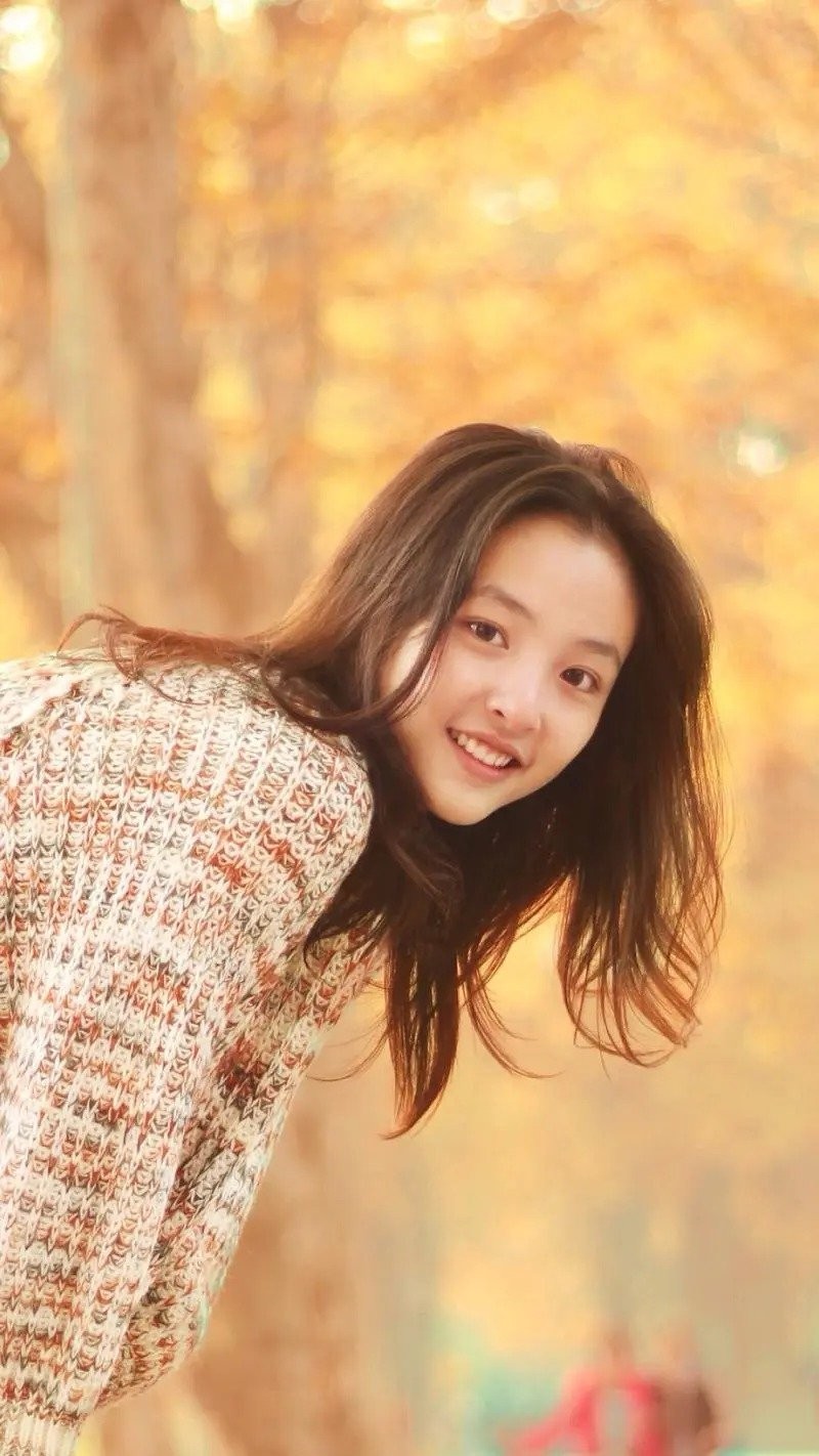 武大校花吴倩照片视频,吴倩不愧是素颜女神