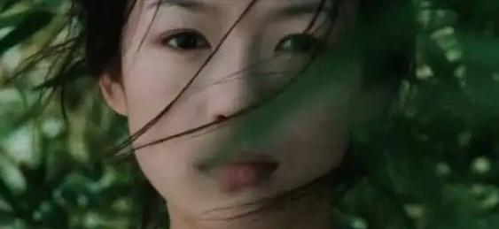 43岁的章子怡图片,章子怡怎么评价关晓彤