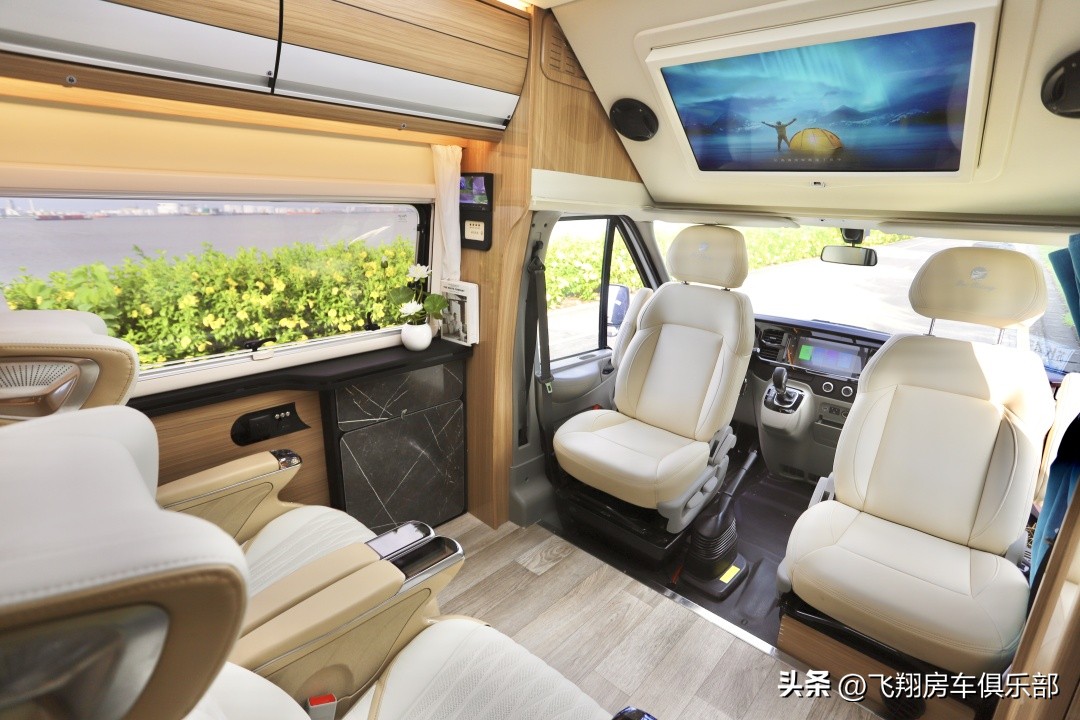 刚官宣就“火遍全网”的新车，飞翔再次证明其实力，亮点大升级！