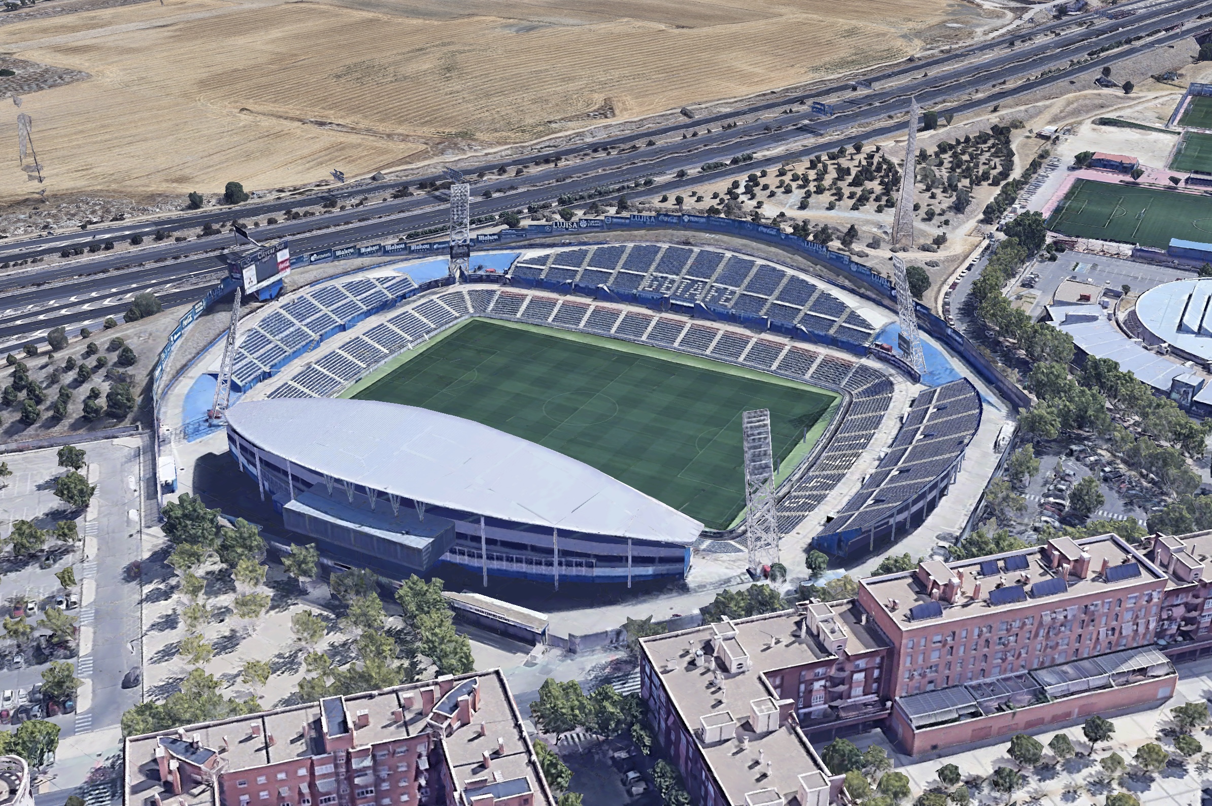 国家德比皇马vs巴塞罗那诺坎普,诺坎普皇马对战巴萨阵容