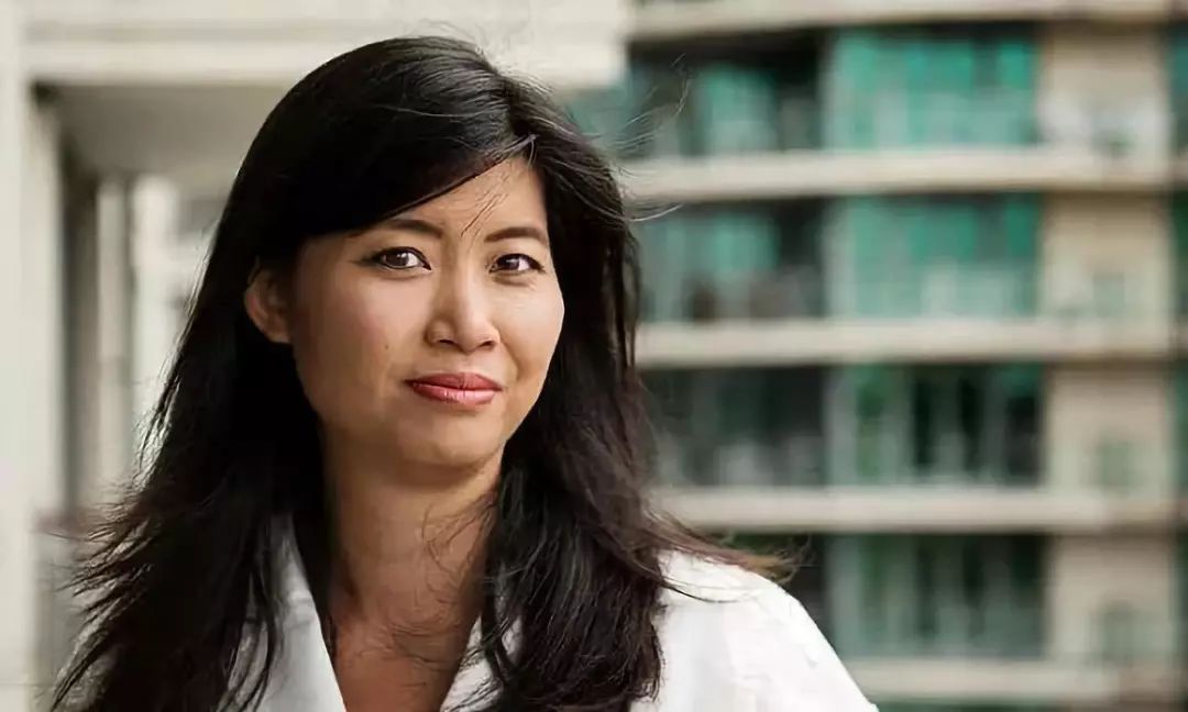 08年,29岁华裔女作家被15岁男孩侵犯,对方律师却称:她先*引勾**的