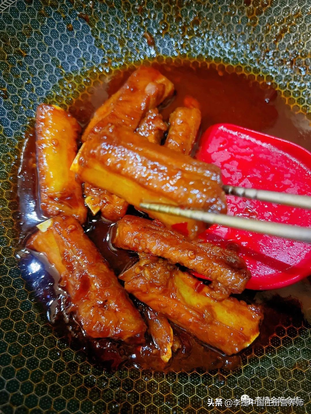 无锡酱排骨的家常做法,无锡酱排骨最正宗的做法