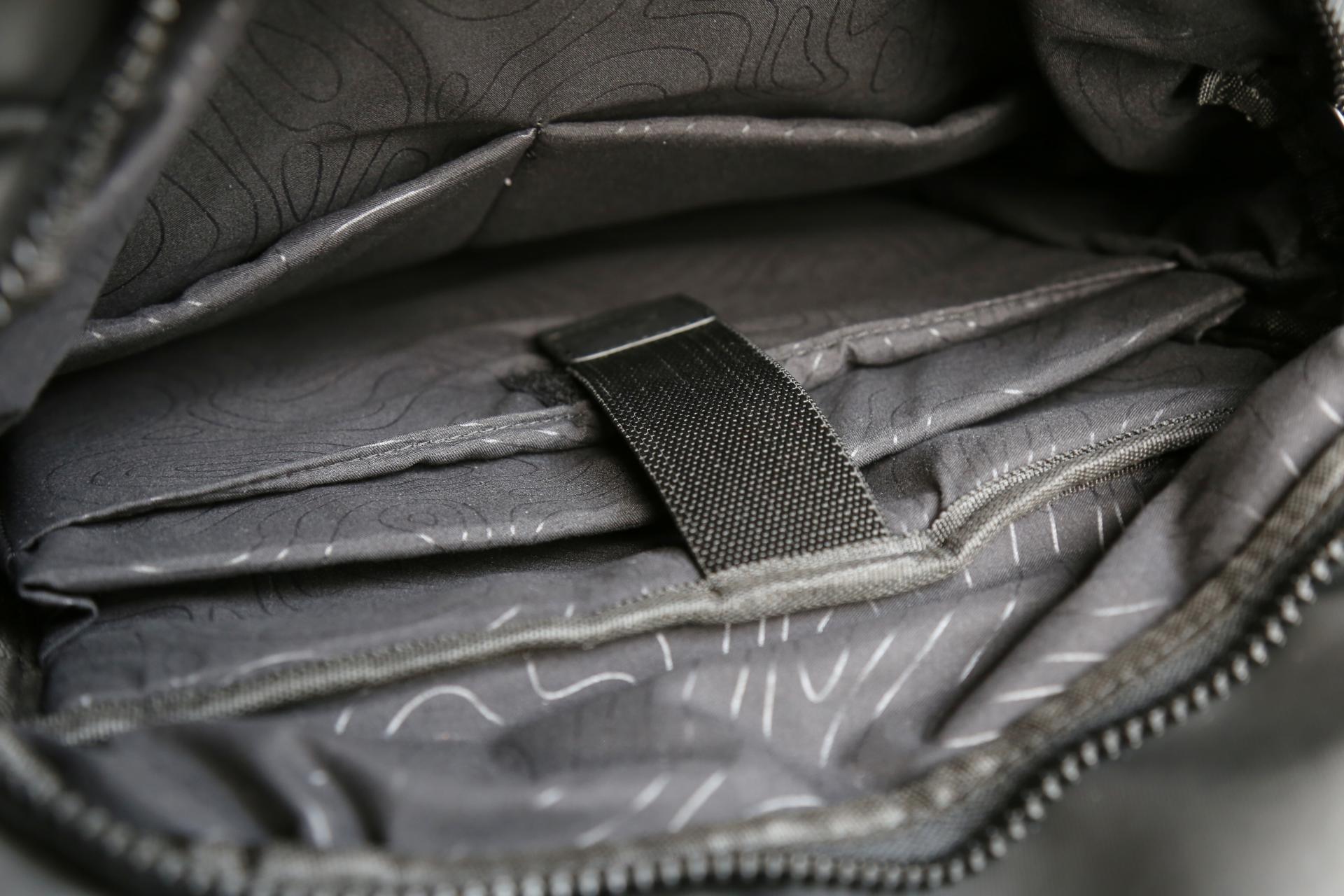 地平线8号level8双肩包,地平线8号level8双肩包男电脑包女