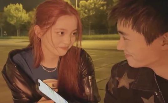 靠肩撒娇、摸脸掐腰、强吻壁咚，没分寸感的女明星算不算耍流氓？