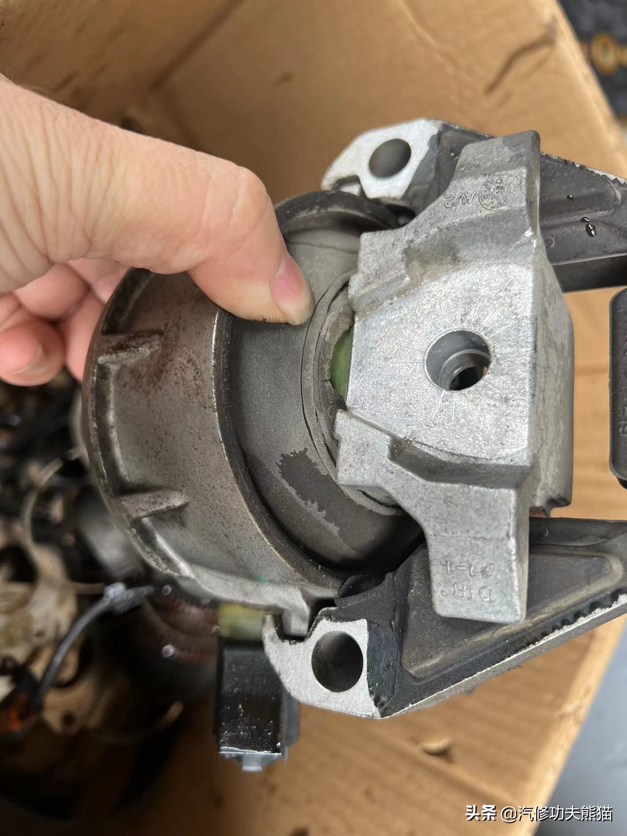 奥迪a8烧机油严重怎么解决,刘团长修奥迪a8烧机油后续