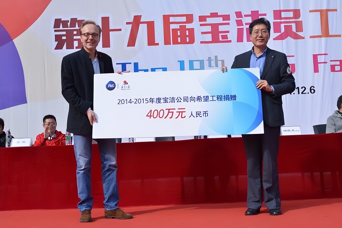 关于美女助教的文案,美女助教宣传视频