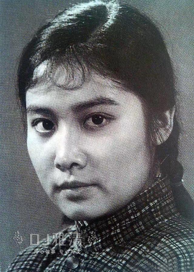 刘晓庆年轻最美照片,八十年代家喻户晓的大美女刘晓庆